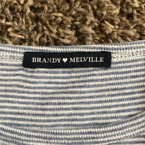 Brandy Melville Hailie tee white and blue stripped with poppies - Picture 3 of 3